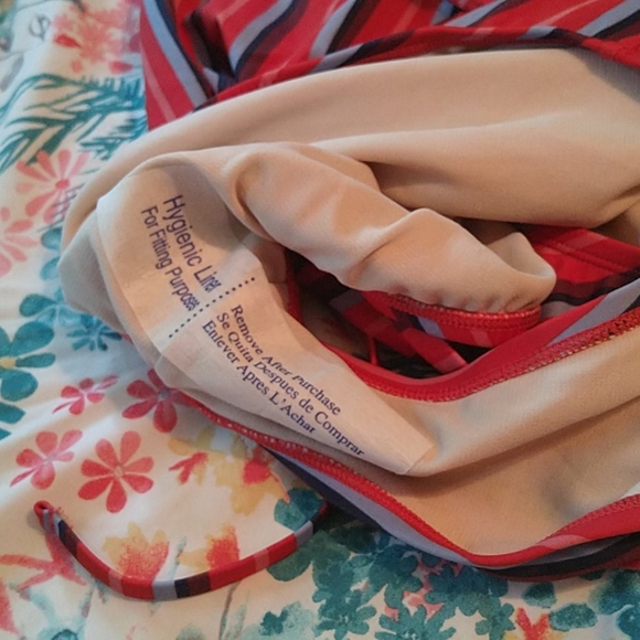 🆕🐡striped bathing suit - Picture 5 of 5